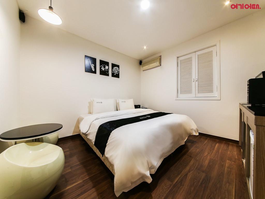 Bj Hotel