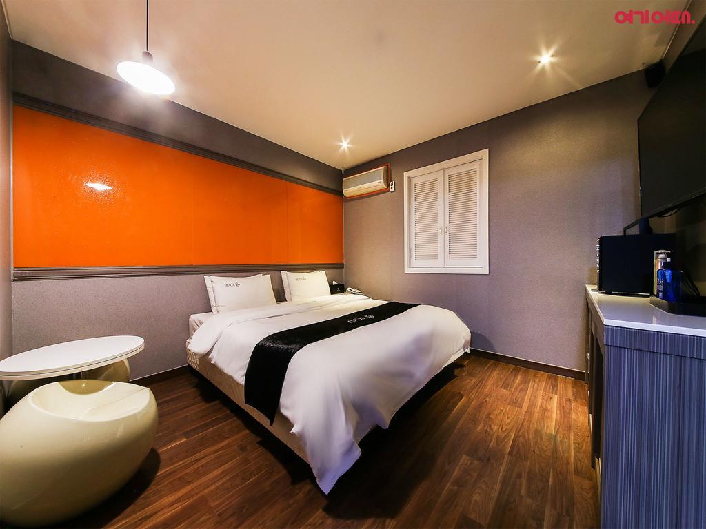 Bj Hotel